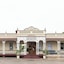 Longreach Motor Inn