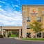 Comfort Suites