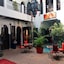 Riad La Porte Rouge By La Siredrah