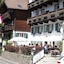 Platzhirsch Der Heurigenwirt