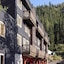 Red Wolf Lodge At Olympic Valley