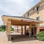 Quality Inn & Suites Davenport Near I-80