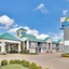 Days Inn & Suites By Wyndham Bentonville