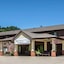 Quality Inn & Suites Decorah