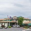 Rogue Regency Inn And Suites