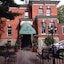 Auberge Mcgee's Inn