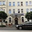 Adesso Hotel