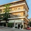 Toti Boutique Rooms