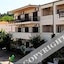Skentos Hotel