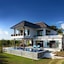 Sun Island Suites & Spa Goa Gong