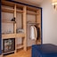 Floris Hotel