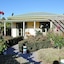 Clive Colonial Cottages