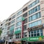 One Avenue Hotel, Pj