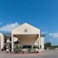 Lone Star Inn & Suites