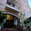 Hoa Phat Hotel & Apartment
