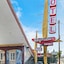 Sky Palm Motel