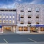 Scholar Morgantown, Tapestry Collection By Hilton