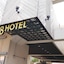 8Hotel