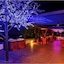 Hi5 Hotel & Experience