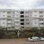 Hotel Athome & Serviced Apartments By Deccan Serai Hotels