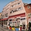 Palace Point Hotel