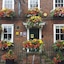 Falcon Inn