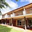 Sundowner Hotel Motel