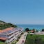 Maranton Beach Hotel