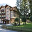 Alpenrose Hotel And Gardens