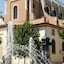 Brit Hotel Confort Montauban