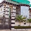 Royalview Hotel And Suites