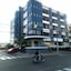 Aparta Hotel Jardines Metropolitanos
