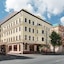 Raymond Hotel