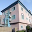 Golden Bird Hotel & Suites