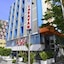 Hotel Caravan