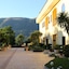 Elia Hotel