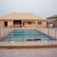 Duckland Hotel And Suites Ltd