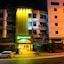 Diamonds Inn