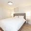 Applewood Suites - Executive Basement