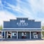 Royal Inn & Suites