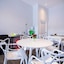 Super Oyo Gs Hotels Near Strand Mall