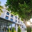 Leaf Port Hotel