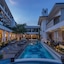 Kwetu Nairobi, Curio Collection By Hilton