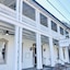 The Colonial Inn-Hillsborough