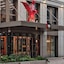 Radisson Red Hotel & Radisson Red Apartments, Kraków